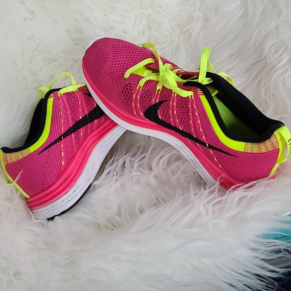 Nike Lunarlon Shoes - Picture 2 of 9